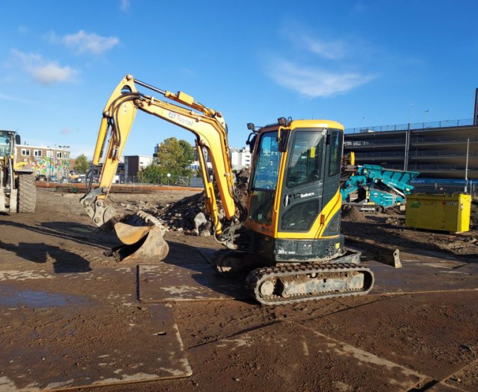 Minigraver 3 ton huren