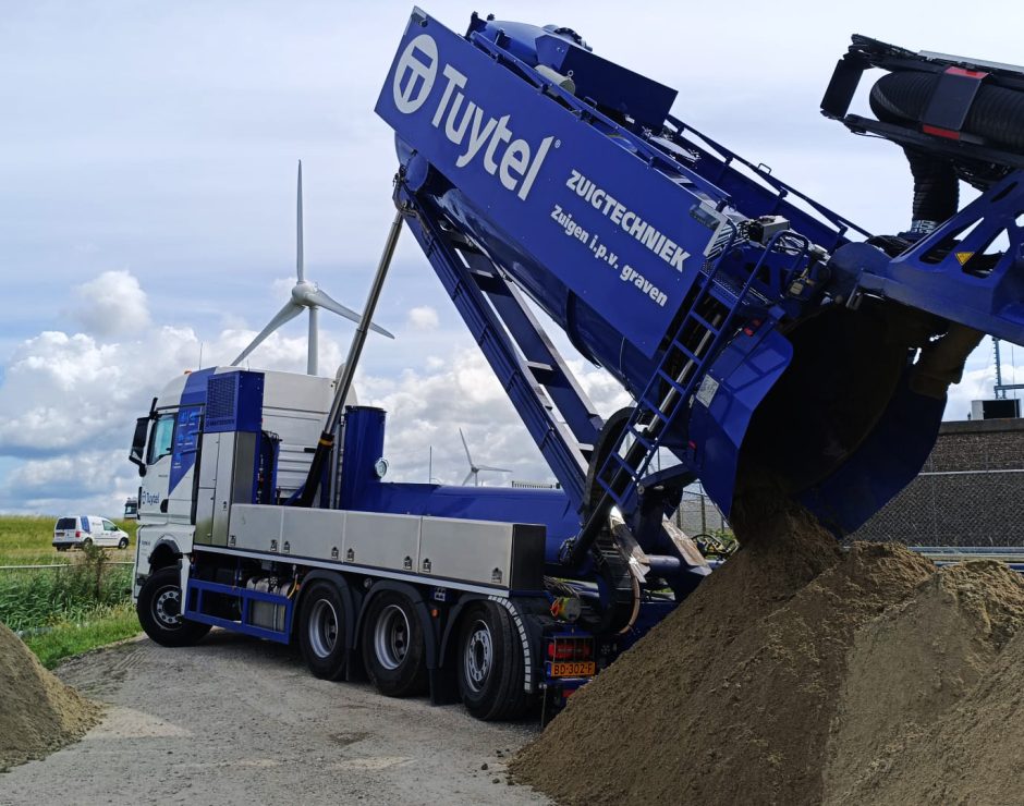 Tuytel vacancy: Driver/Operator for a Vacuum Truck (Civil Engineering)