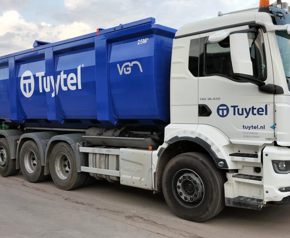 WhatsApp Image 2024-11-13 at 10.57.58