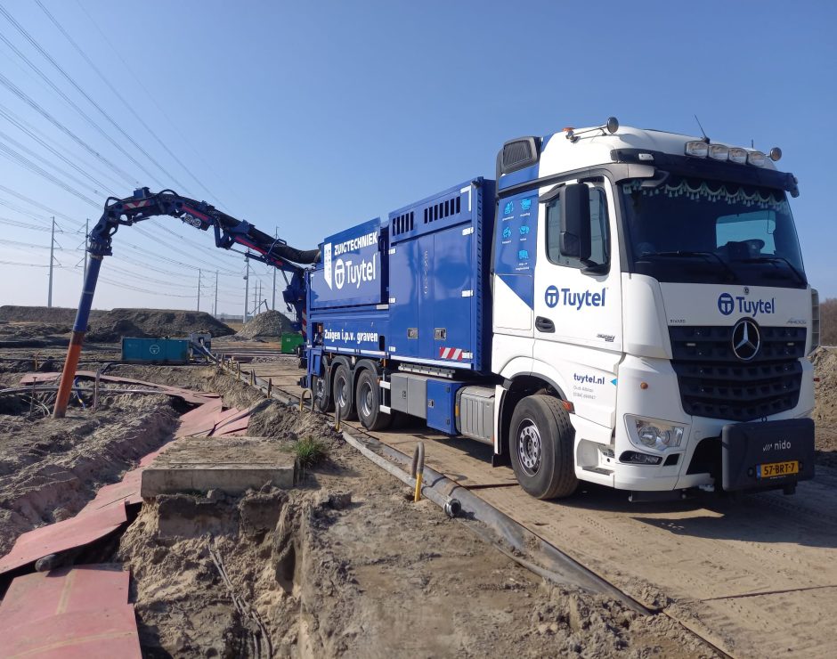 Rivard vacuum truck hire