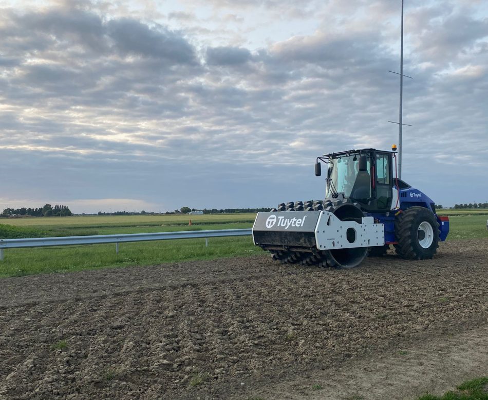 WhatsApp Image 2025-06-05 at 12.54.00 (1)